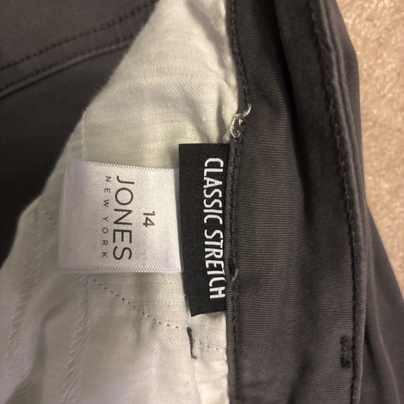 Jones of New York gray pants - Picture 3 of 6